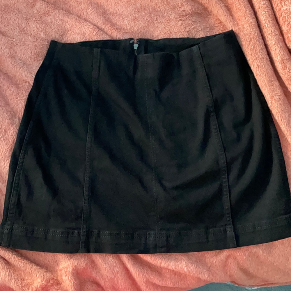 black skirt